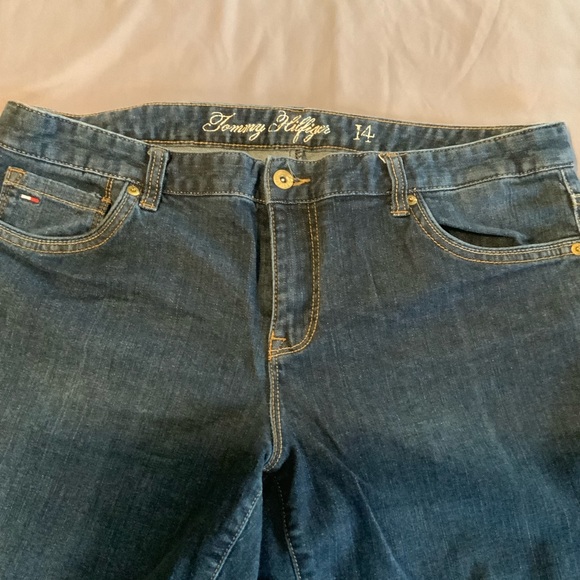 Tommy Hilfiger Capri’s - Picture 4 of 5